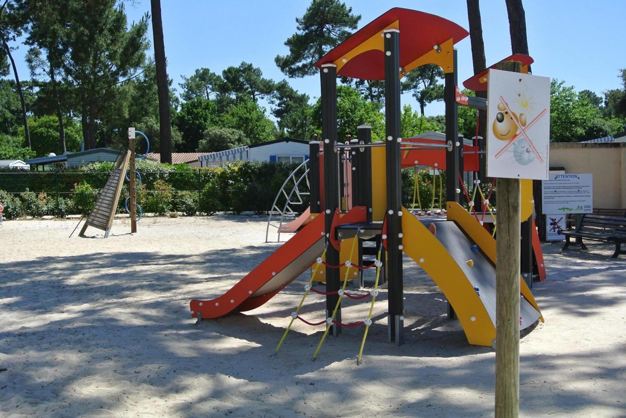 Camping Officiel Siblu La Pignade Ronce-les-Bains